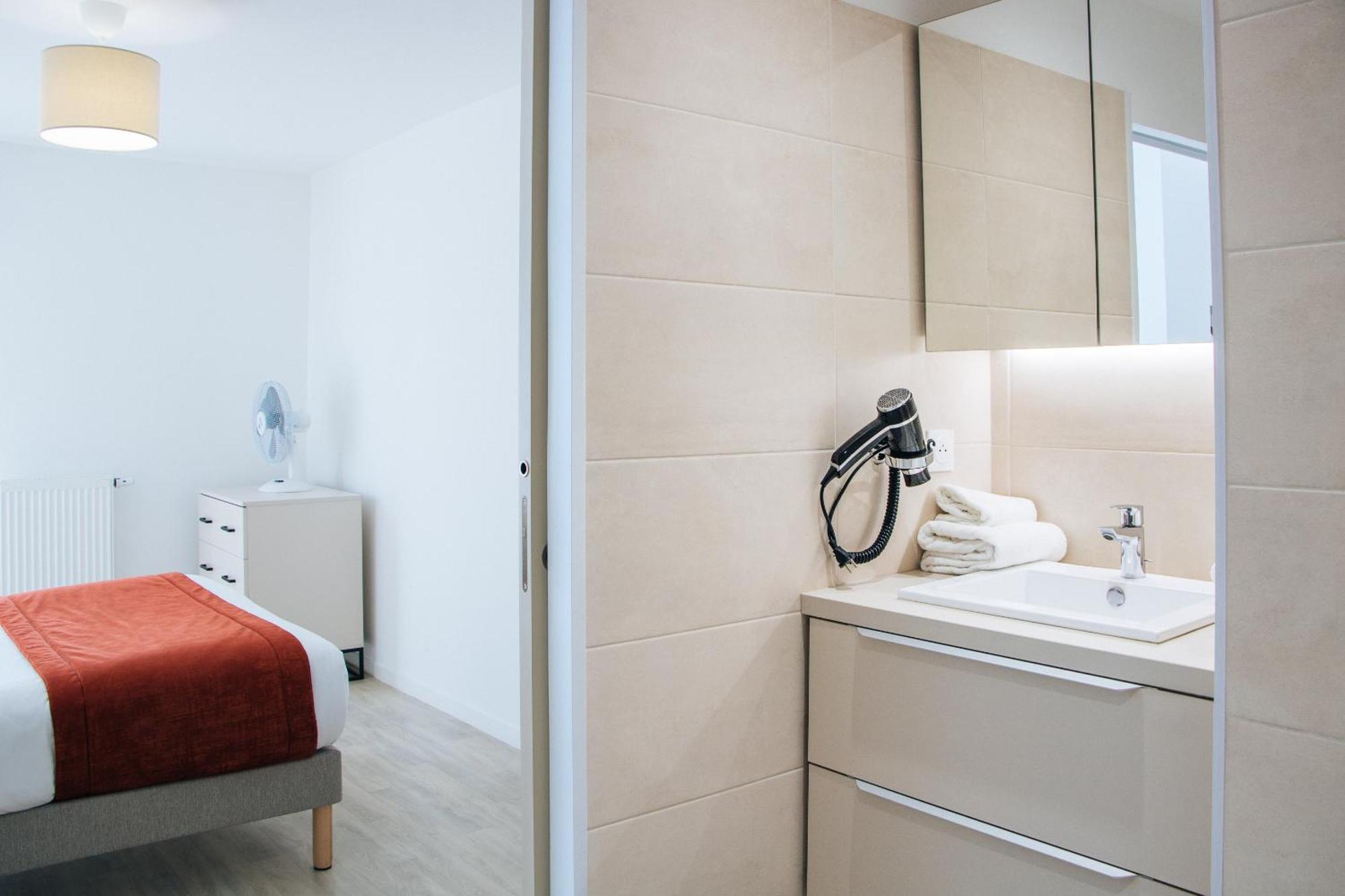 Twenty Business Flats Lille - Bayard Aparthotel Bagian luar foto
