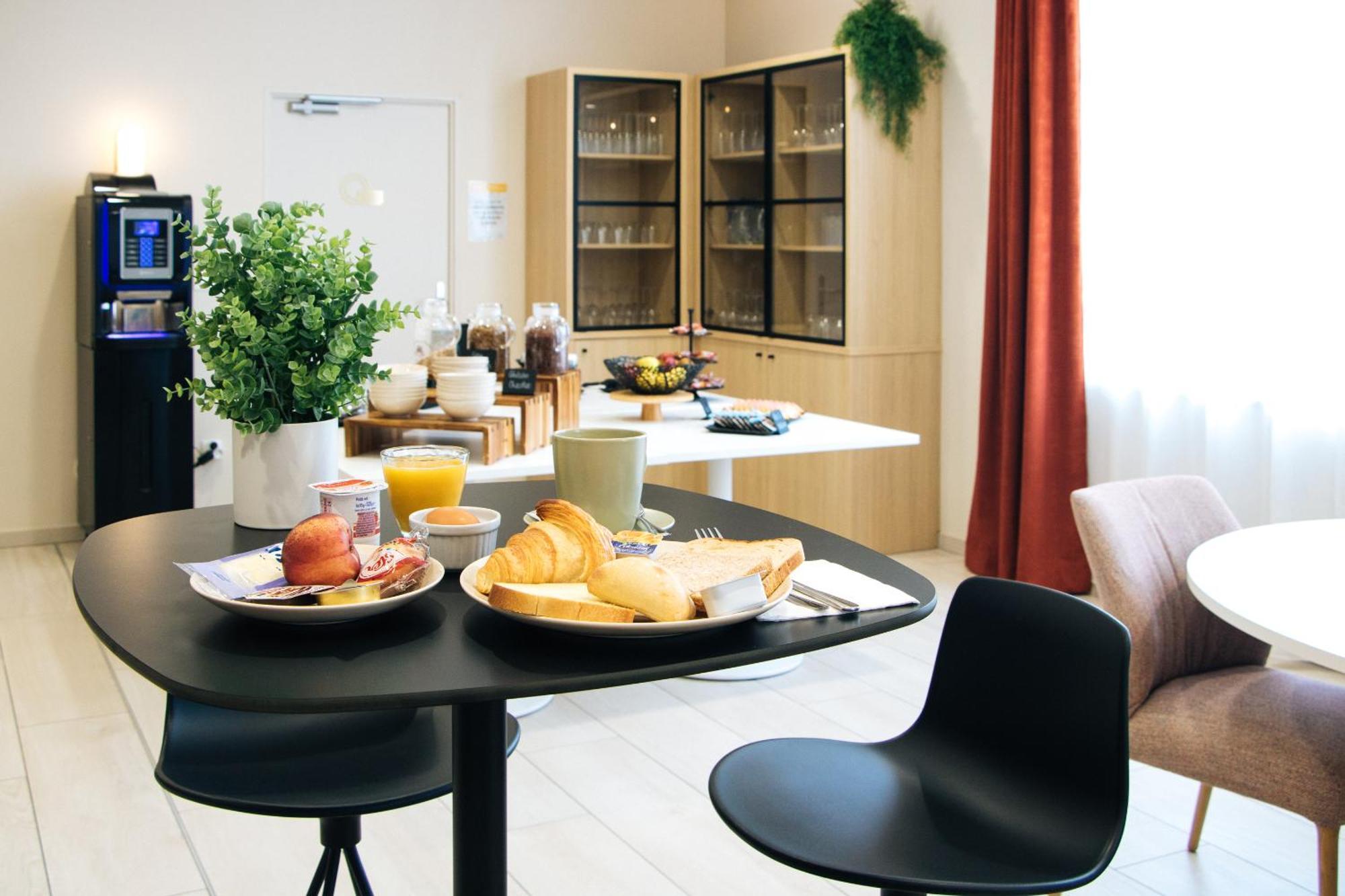 Twenty Business Flats Lille - Bayard Aparthotel Bagian luar foto