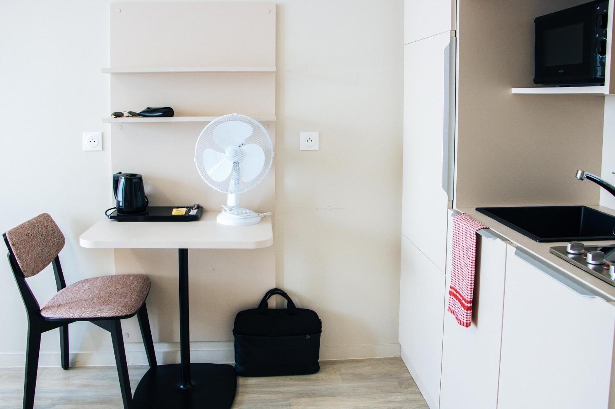 Twenty Business Flats Lille - Bayard Aparthotel Bagian luar foto