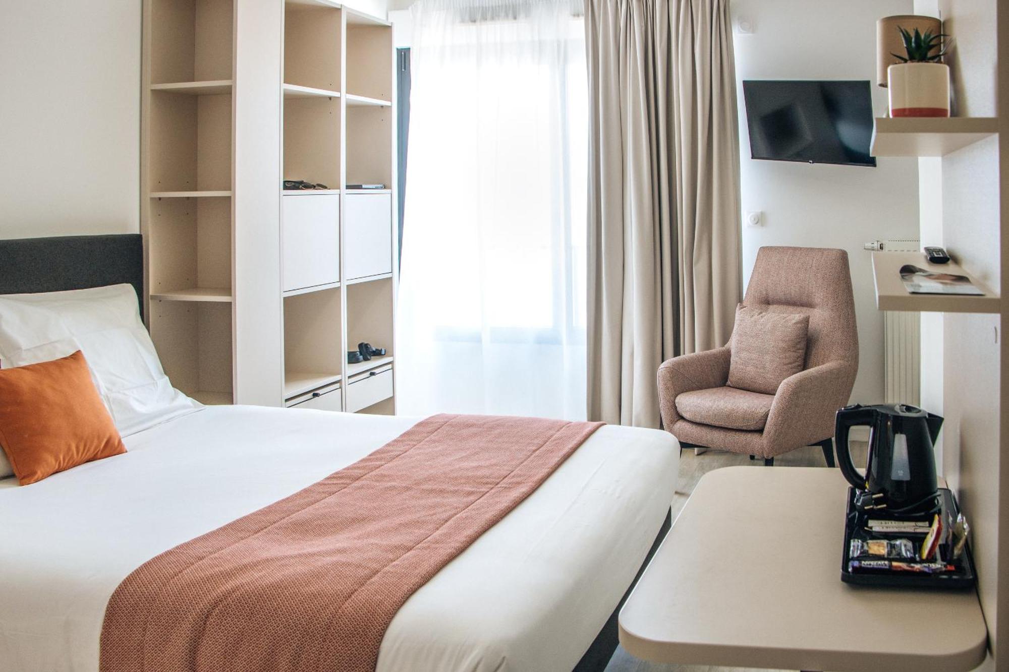 Twenty Business Flats Lille - Bayard Aparthotel Bagian luar foto